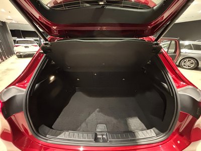 MERCEDES-BENZ GLA - 8