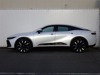 TOYOTA CROWN CROSSOVER - 3