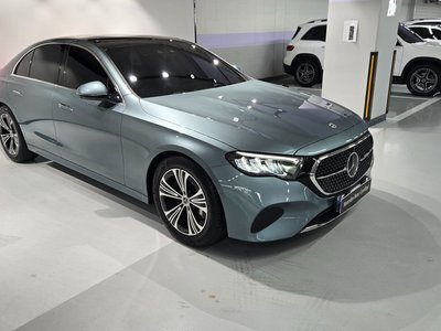 MERCEDES-BENZ E-CLASS - 5