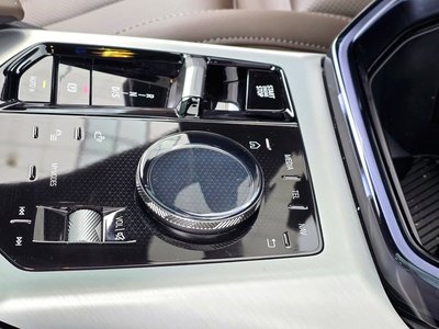 2025 BMW X3 照片 9