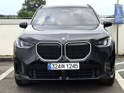 2025 BMW X3 照片 2