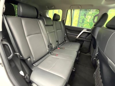 صورة 9 لـ 2023 Toyota LAND CRUISER PRADO