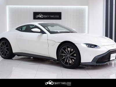 ASTON MARTIN VANTAGE - 1