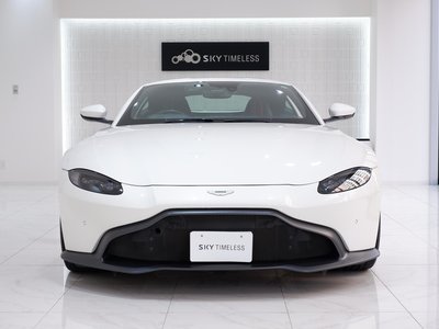 ASTON MARTIN VANTAGE - 4