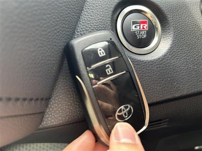 2025 Toyota GR COROLLA thumbnail 25