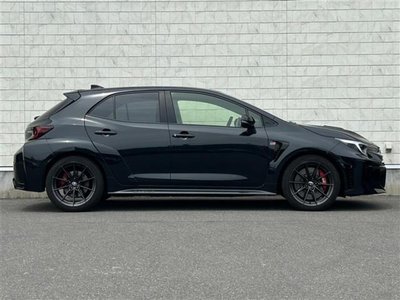 2025 Toyota GR COROLLA thumbnail 33