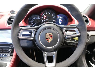 2020 Porsche 718 SPYDER thumbnail 24