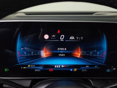 MERCEDES-BENZ GLC - 8