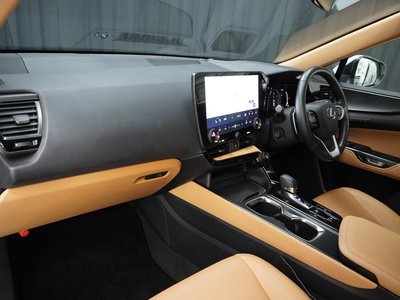 2023 Lexus NX — миниатюра 13