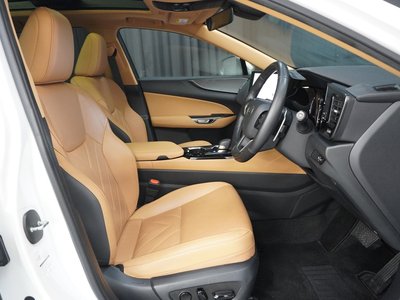 2023 Lexus NX — миниатюра 11