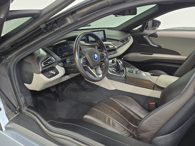 2015 BMW I8 photo 10
