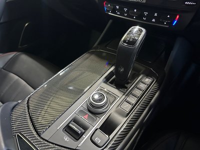 2021 Maserati LEVANTE photo 10