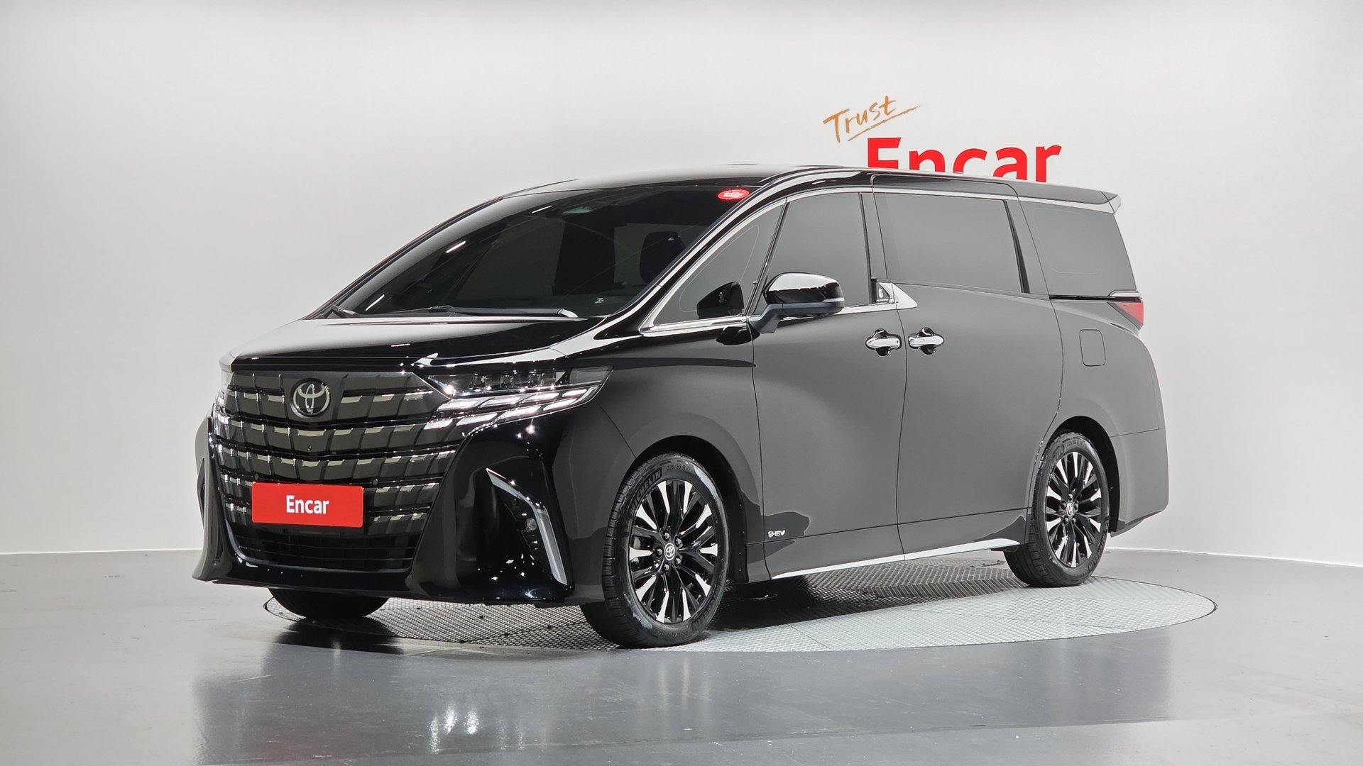 TOYOTA ALPHARD - View 1
