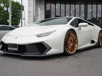 LAMBORGHINI HURACAN - 1