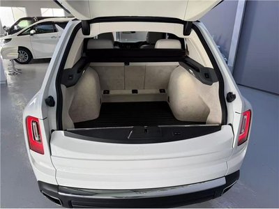 ROLLS-ROYCE CULLINAN - 3