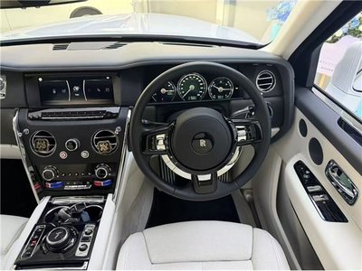 ROLLS-ROYCE CULLINAN - 4