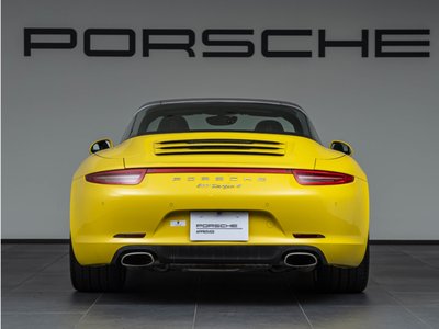 PORSCHE 911 TARGA - 10