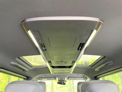 2025 Toyota ALPHARD 照片 4
