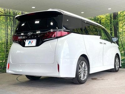 2025 Toyota ALPHARD — миниатюра 18