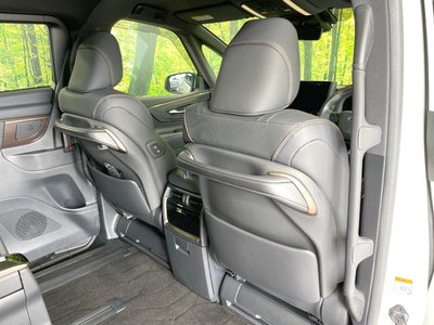 2025 Toyota ALPHARD — миниатюра 35
