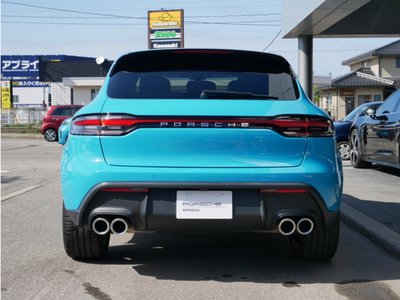 PORSCHE MACAN - 5