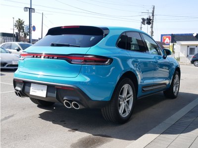 PORSCHE MACAN - 10