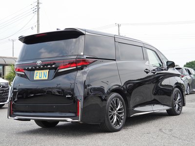 2024 Toyota VELLFIRE photo 5