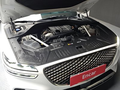 2021 Genesis GV70 photo 7