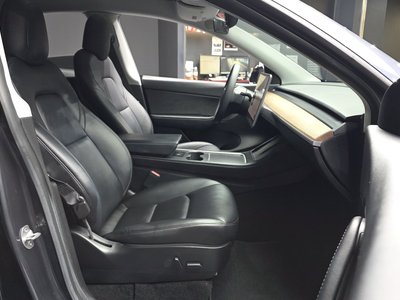 صورة مصغرة 17 لـ 2021 Tesla MODEL Y
