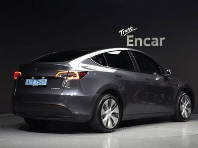 2021 Tesla MODEL Y — фото 3