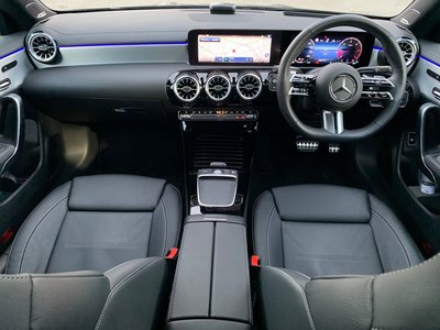 MERCEDES-BENZ CLA - 7