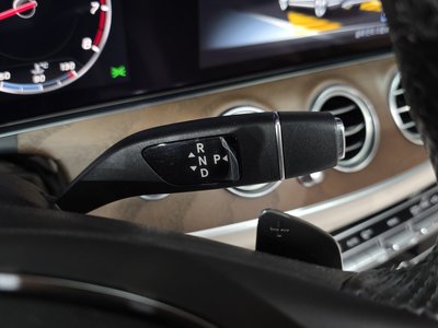 MERCEDES-BENZ E-CLASS - 9