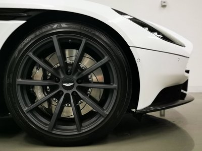 ASTON MARTIN DB11 VOLANTE - 5