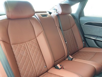 2025 AUDI A8 — миниатюра 39