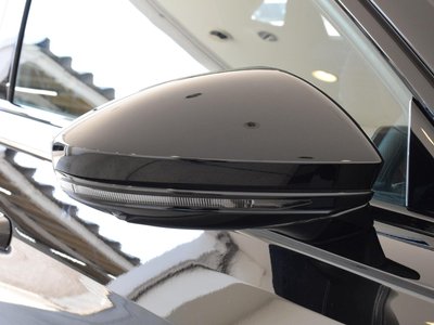 2025 AUDI A8 — миниатюра 70