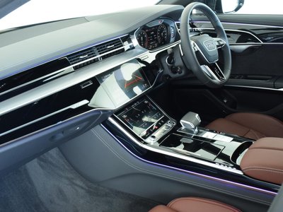 2025 AUDI A8 — миниатюра 33