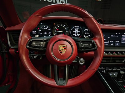 2021 Porsche 911 — миниатюра 13