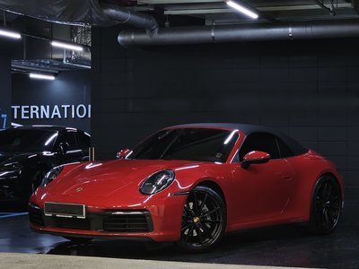 PORSCHE 911 - 4