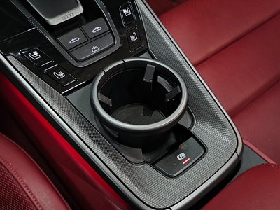 2021 Porsche 911 — миниатюра 20