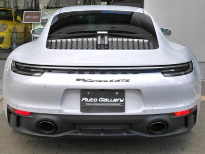 PORSCHE 911 - 8