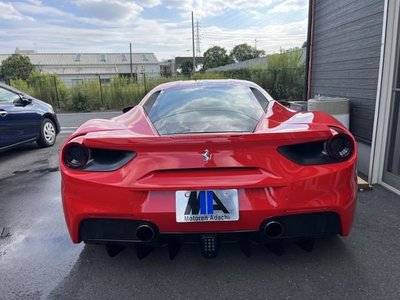 FERRARI 488 - 7