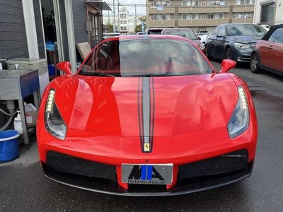 FERRARI 488 - 5