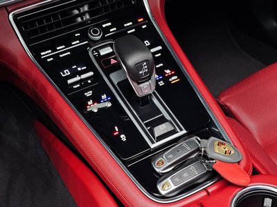 PORSCHE PANAMERA - 9