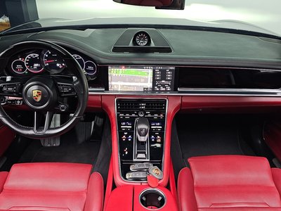 PORSCHE PANAMERA - 5
