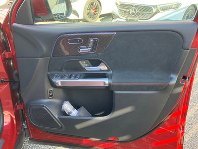 MERCEDES-BENZ GLB - 7