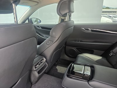 GENESIS G80 (RG3) - 9