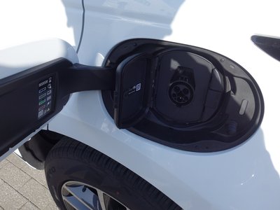 2025 LAND Rover RANGE ROVER EVOQUE — миниатюра 46