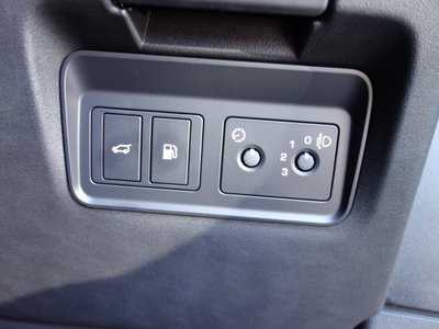 2025 LAND Rover RANGE ROVER EVOQUE — миниатюра 48