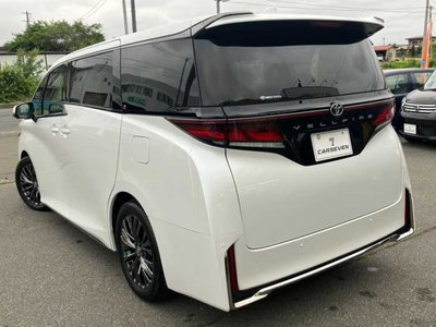 TOYOTA VELLFIRE - 9