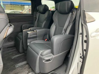 صورة مصغرة 58 لـ 2023 Toyota VELLFIRE